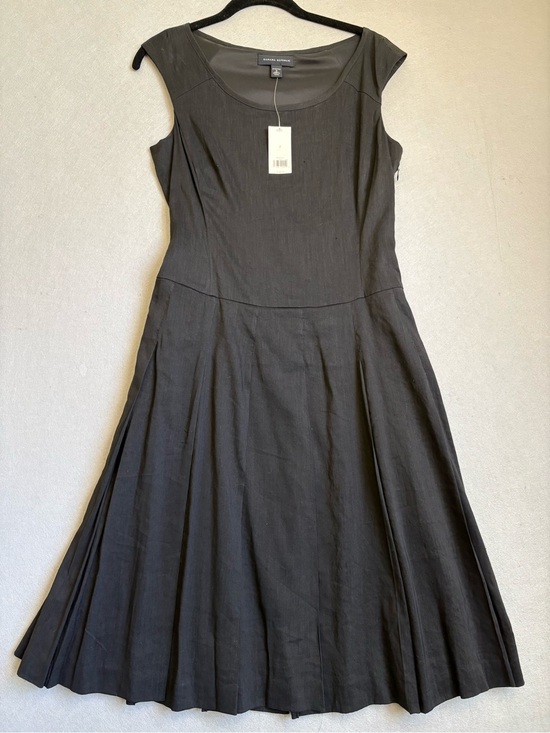 Banana Republic Dresses & Skirts - Banana Republic Black Cap-Sleeve Midi A-Line Dress Linen Blend Sz 2 NWT Chic LBD